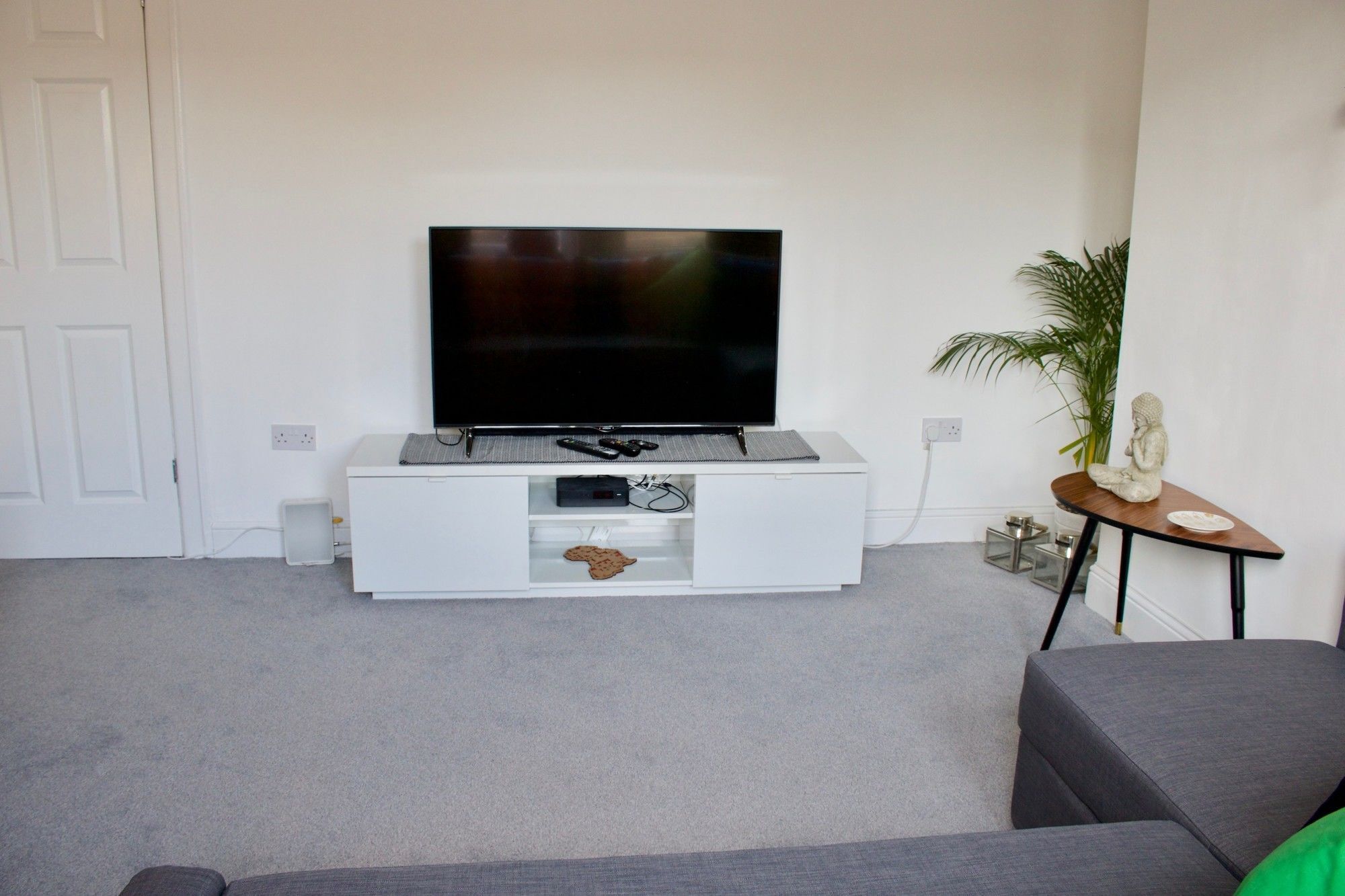 Apartment 2 Bedroom Near Murrayfield Edinburgh